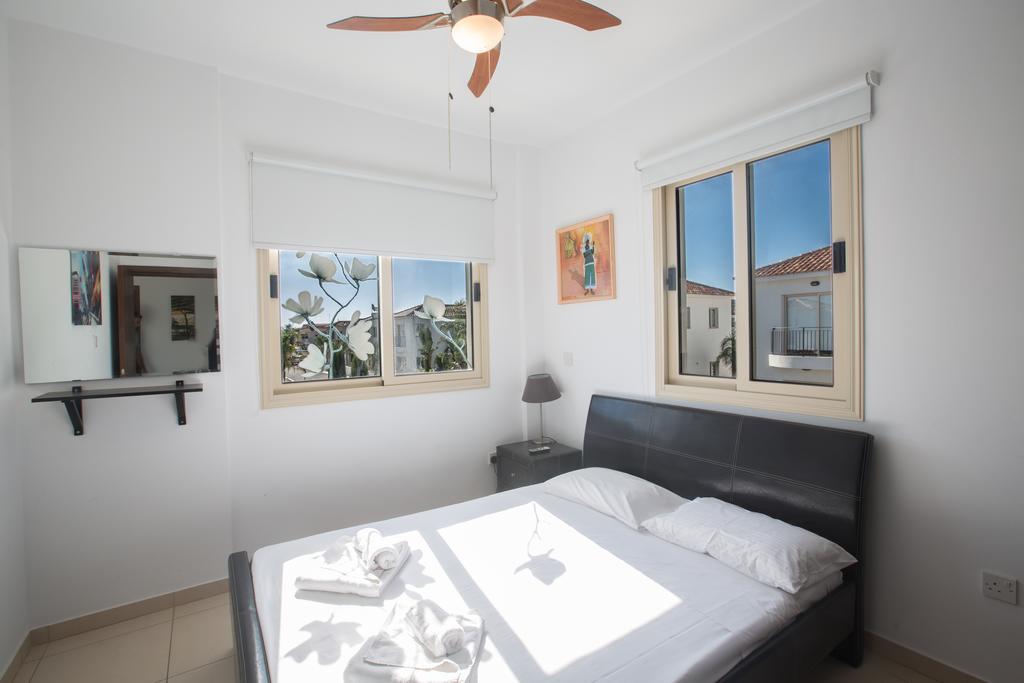 Palm Villa 17 Протарас Стая снимка