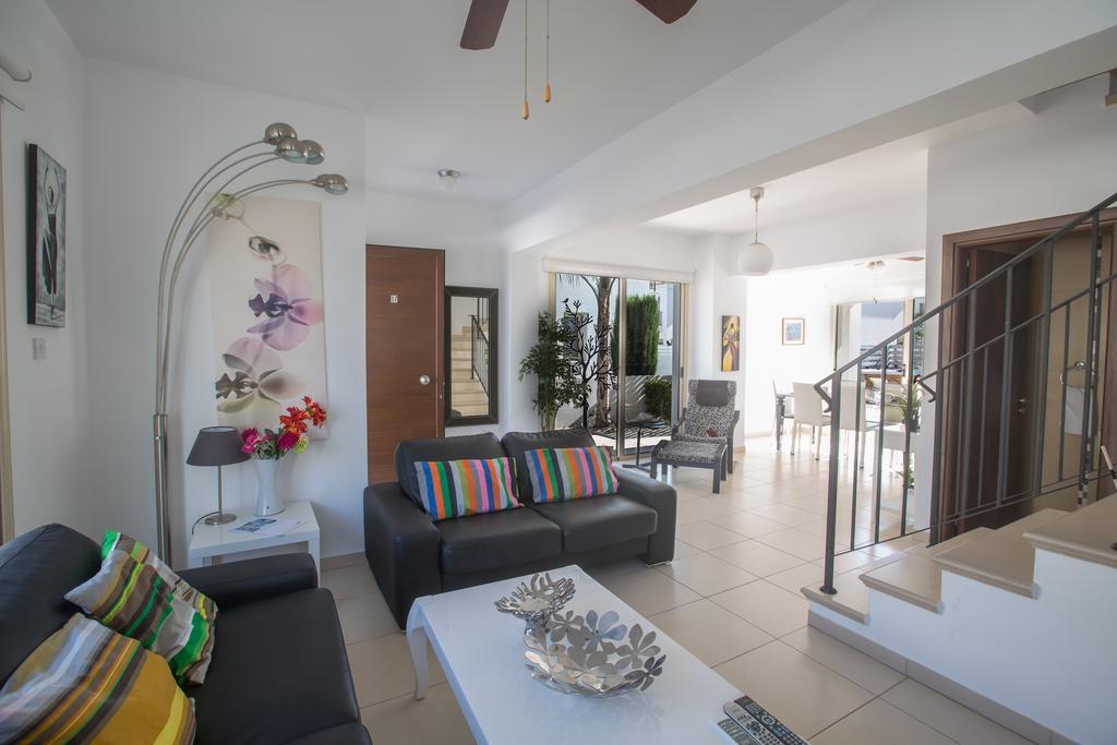 Palm Villa 17 Протарас Стая снимка